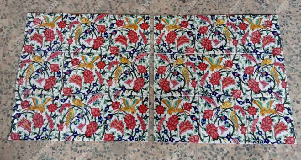 کاشی دکوراتیو طرح گل و مرغ قرمز فام - تصویر 5