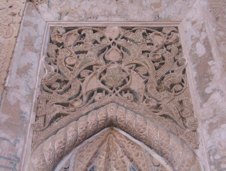 گچبری برهشته مسجد جامع اشترجان